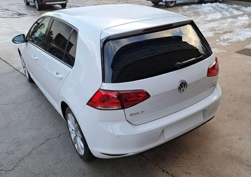 Usata VW Golf VII Trendline 90 CV (66 kW) 2015 Bianco Berlina