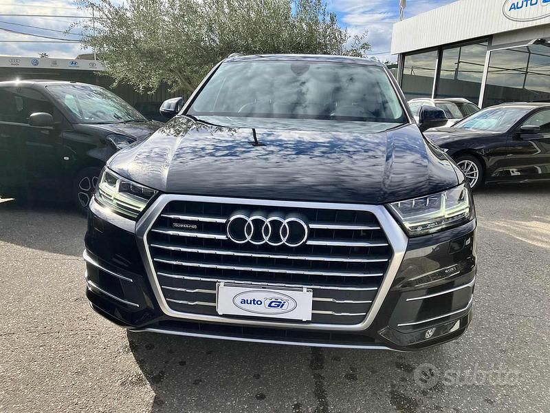 Usata Audi Q7 Business Plus 286 CV (210 kW) 2019 Nero perlato SUV