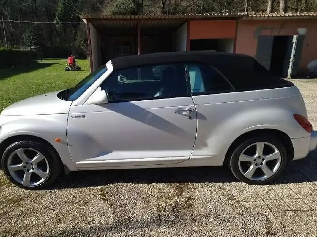 Usata Chrysler PT Cruiser 223 CV (164 kW) 2005 Bianco Cabrio
