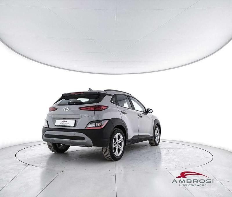 Usata Hyundai Kona 120 CV (88 kW) 2022 Grigio SUV