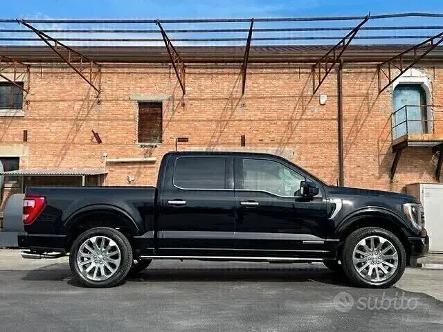 Usata Ford F-150 Limited 430 CV (316 kW) 2022 Nero Pick-up