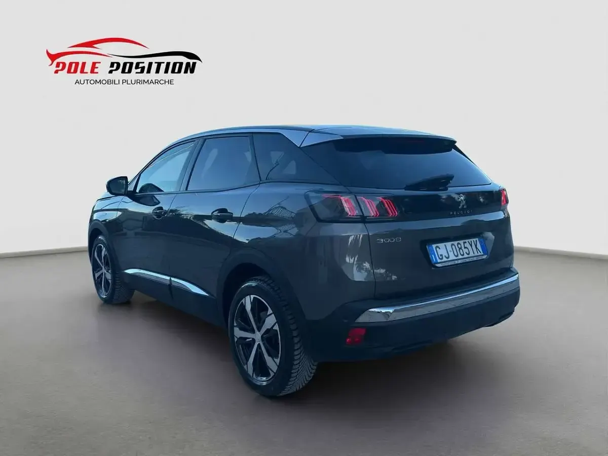 Usata Peugeot 3008 Allure 131 CV (96 kW) 2022 Grigio SUV