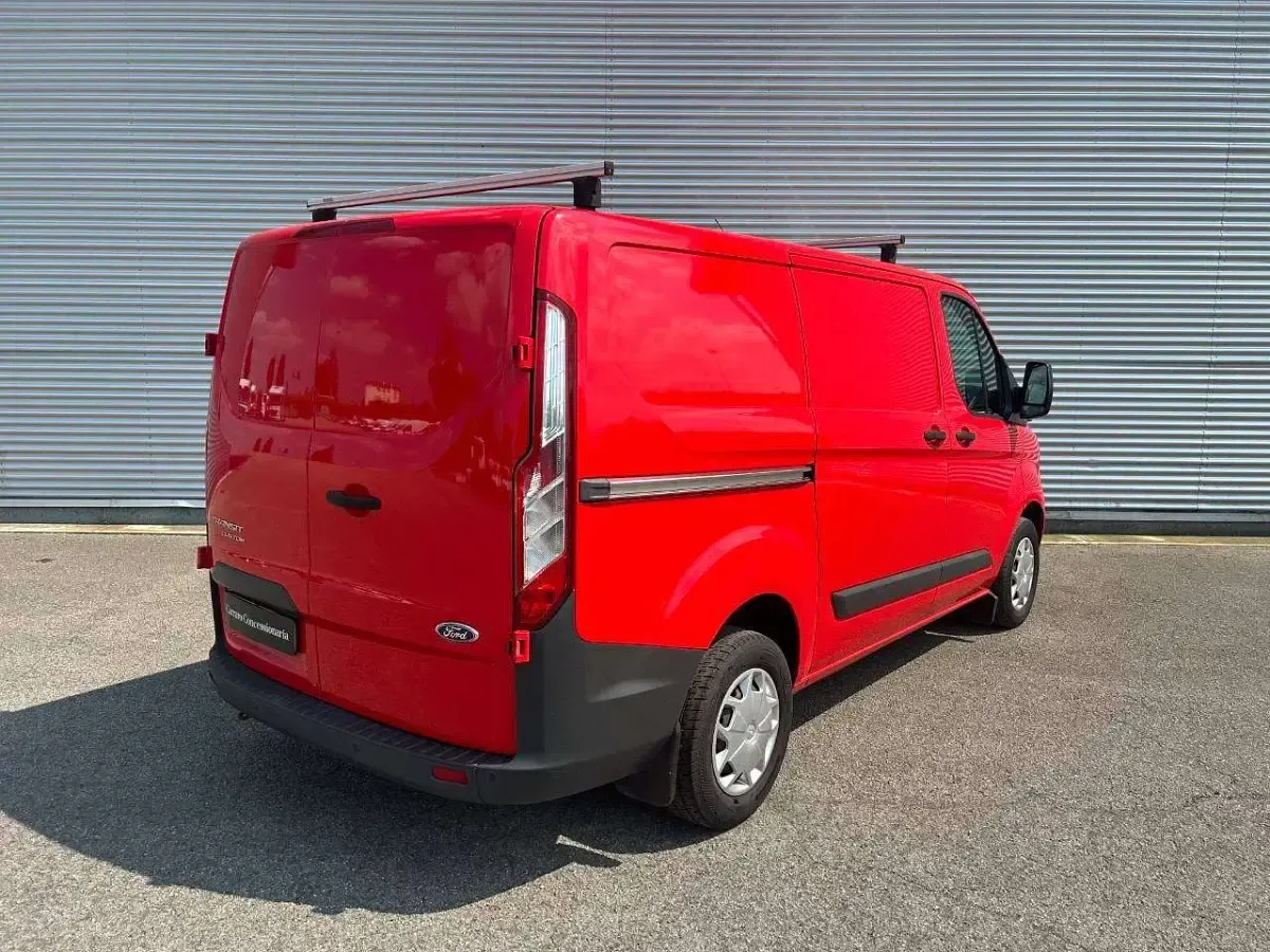 Usata Ford Transit Custom Trend 131 CV (96 kW) 2017 Rosso Furgone