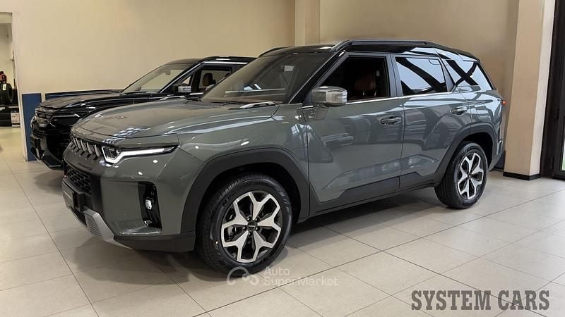 Nuova Ssangyong (KGM) Torres 163 CV (119 kW) 2025 Verde SUV