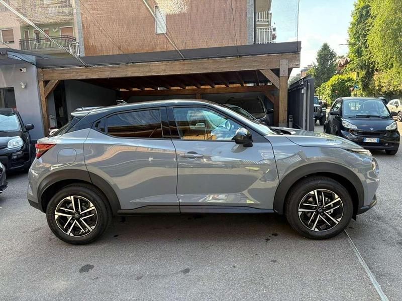 Nuova Nissan Juke N-Connecta 114 CV (83 kW) 2026 Grigio SUV