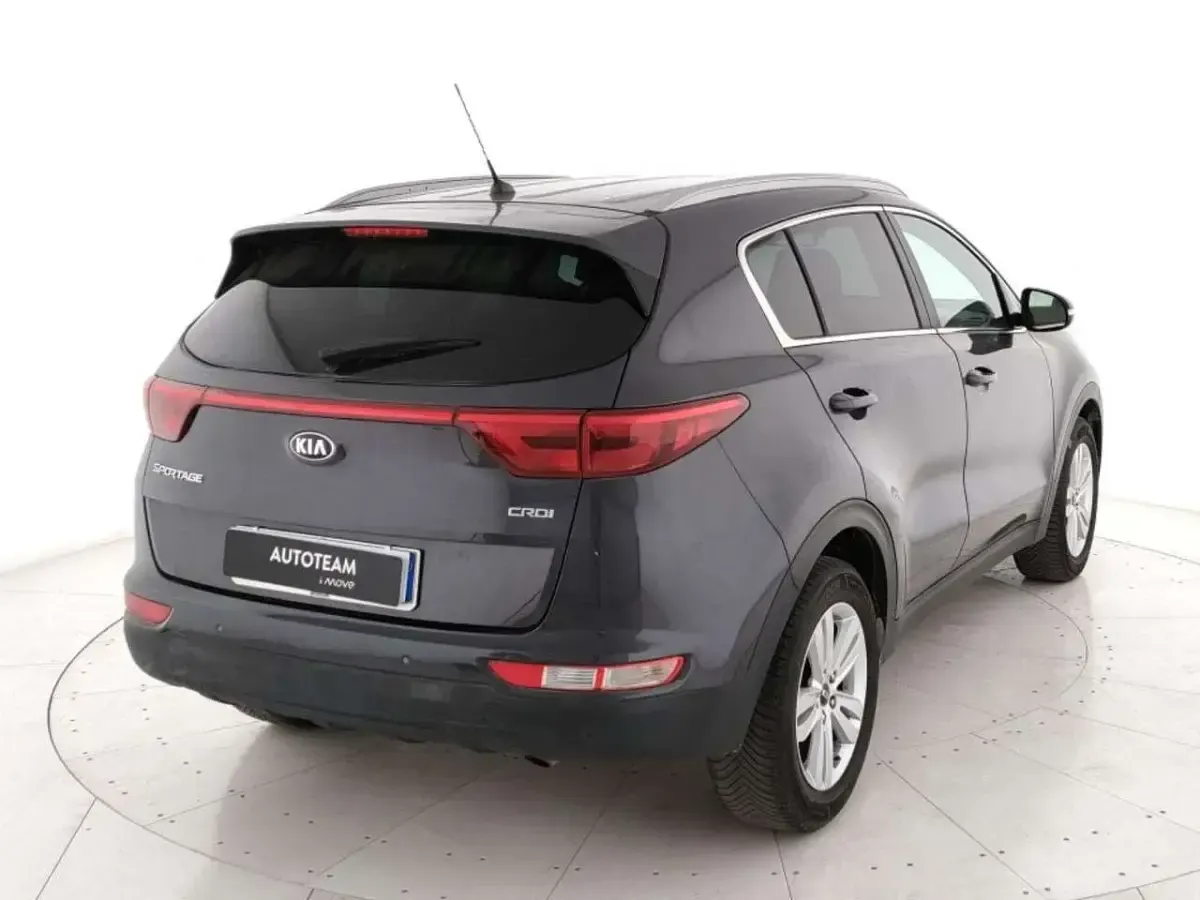 Usata Kia Sportage 116 CV (85 kW) 2018 Grigio metall. SUV