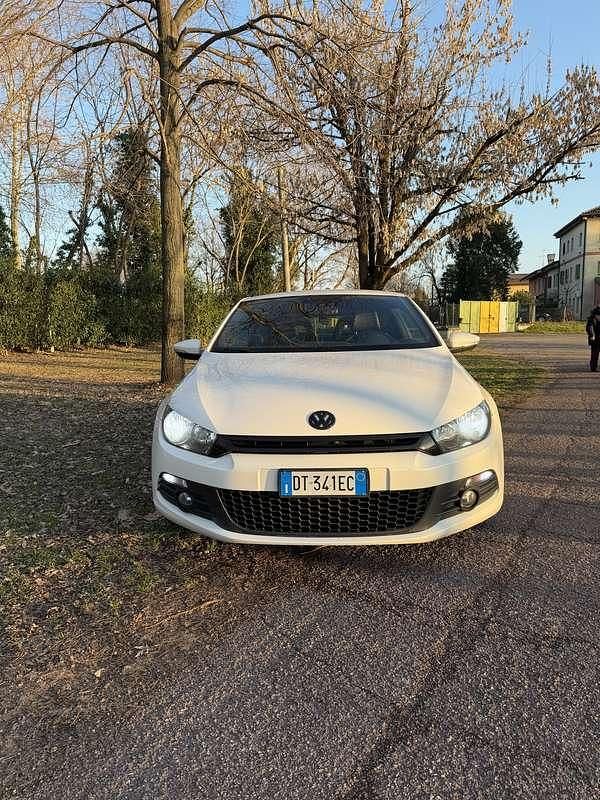 Usata VW Scirocco 122 CV (89 kW) 2009 Bianco Coupé