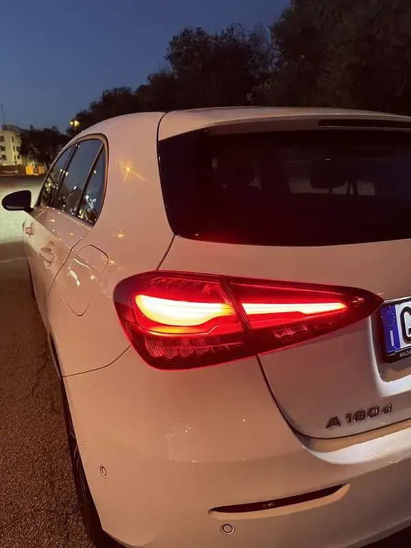 Gebraucht Mercedes A180 Advanced 116 PS (85 kW) 2024 Limousine