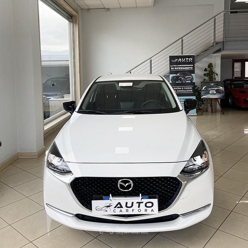 Usata Mazda 2 Homura-Line 75 CV (55 kW) 2023 Bianco Utilitaria
