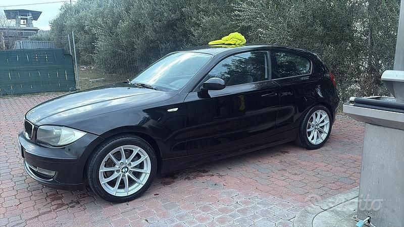 Usata BMW 118 2007 Nero Utilitaria