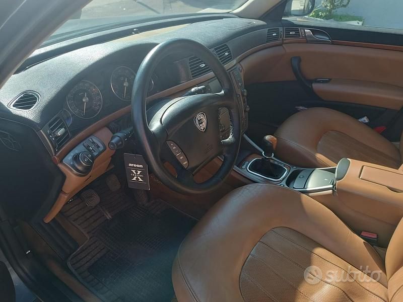 Usata Lancia Thesis 185 CV (136 kW) 2002 Berlina
