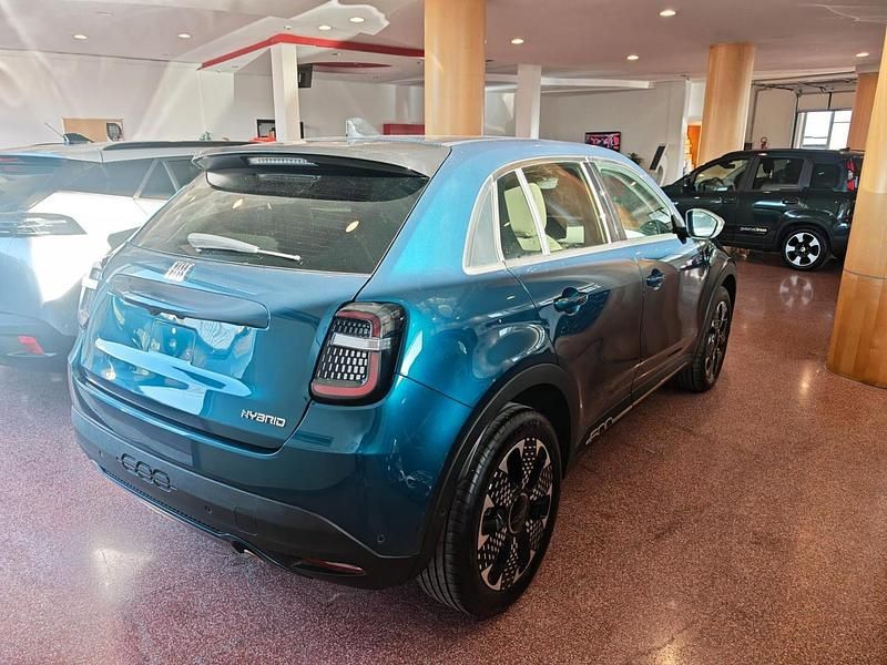 Usata Fiat 600 La Prima 100 CV (73 kW) 2025 Verde Station wagon