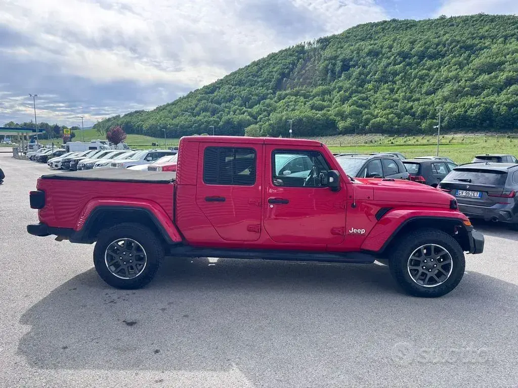 Usata Jeep Gladiator 264 CV (194 kW) 2021 Rosso Pick-up