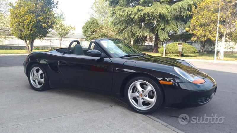 Second-hand Porsche Boxster 203 CP (149 kW) 1998 Negru Cabrio
