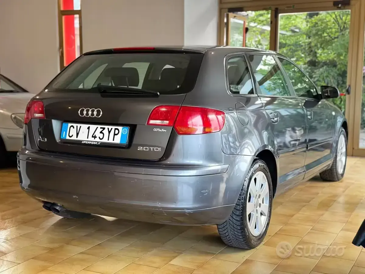 Usata Audi A3 Sportback Ambiente 140 CV (102 kW) 2006 Grigio Utilitaria