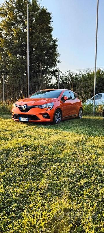 Usata Renault Clio V 72 CV (52 kW) 2020 Berlina