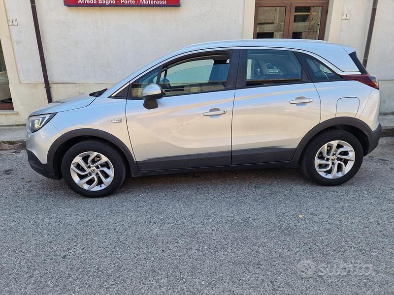 Usata Opel Crossland X Innovation 102 CV (75 kW) 2018 SUV