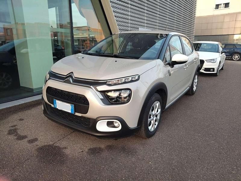 Beige Usata 2023 Citroën C3 PureTech Tre volumi | 13.600 € (Buon prezzo) - Immagine 1/4