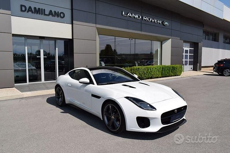 Usata Jaguar F-Type R-Dynamic 300 CV (220 kW) 2018 Bianco Coupé