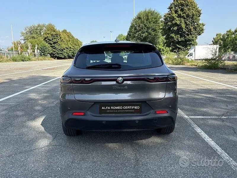 Usata Alfa Romeo Tonale Sprint 131 CV (96 kW) 2023 Grigio SUV