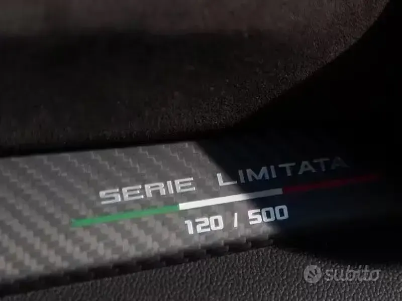 Usata Alfa Romeo Giulia 540 CV (397 kW) 2021 Bianco Berlina