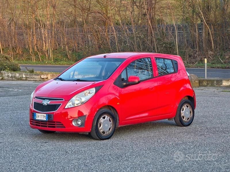 Usata Chevrolet Spark LS 67 CV (49 kW) 2011 Rosso Utilitaria