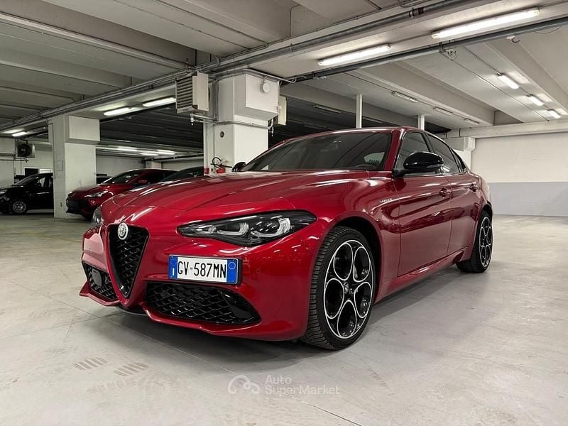 Usata Alfa Romeo Giulia Veloce 209 CV (153 kW) 2024 Rosso Berlina