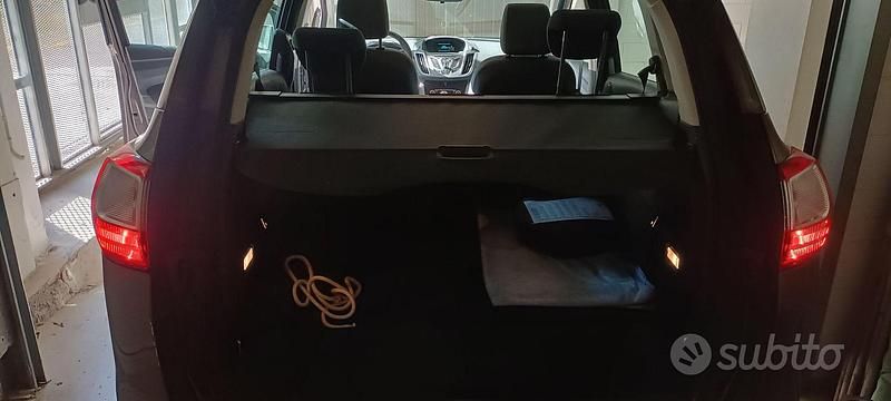Usata Ford C-MAX 90 CV (66 kW) 2015 Marrone Monovolume