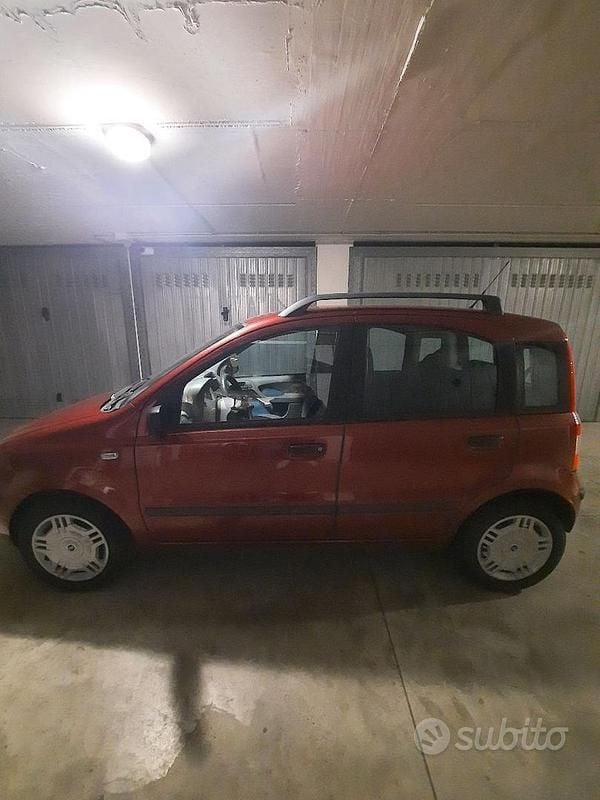 Usata Fiat Panda Dynamic 60 CV (44 kW) 2005 Rosso Berlina