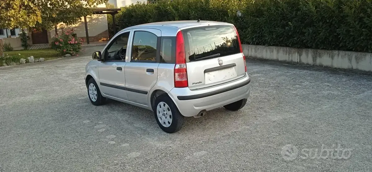 Usata Fiat Panda Dynamic 75 CV (55 kW) 2011 Grigio Utilitaria