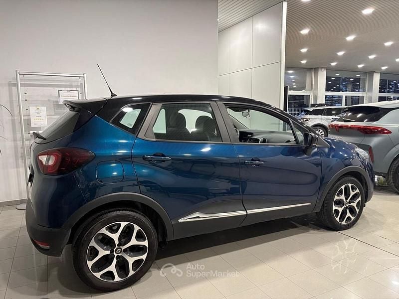 Usata Renault Captur Zen 90 CV (66 kW) 2018 Blu SUV