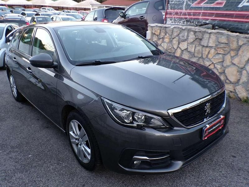Usata Peugeot 308 SW 131 CV (96 kW) 2018 Grigio Station wagon