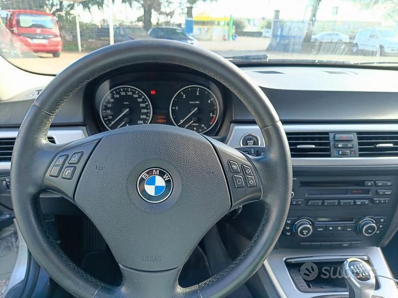 Usata BMW 316 116 CV (85 kW) 2010 Grigio Berlina