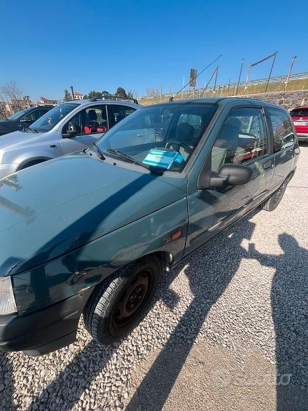 Usata Renault Clio 1990 Verde Utilitaria