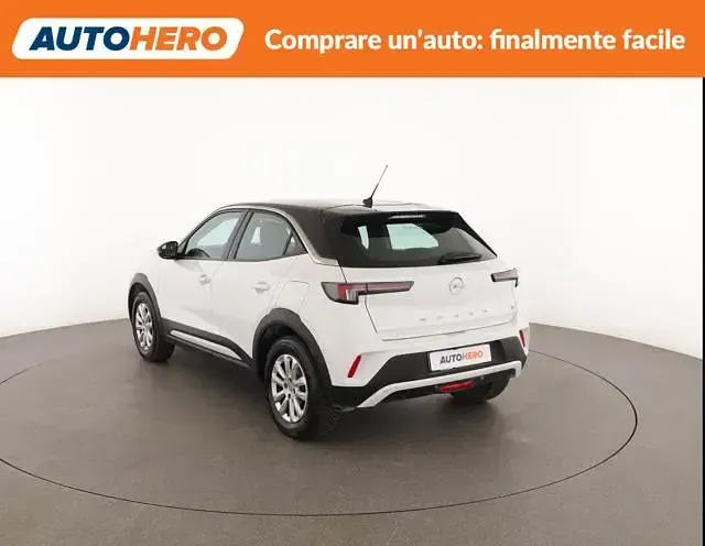 Usata Opel Mokka-e drive 100 kW (136 CV) 2021 Bianco SUV