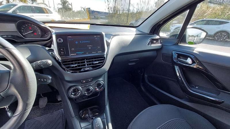 Usata Peugeot 208 Allure 82 CV (60 kW) 2017 Blu/azzurro Utilitaria