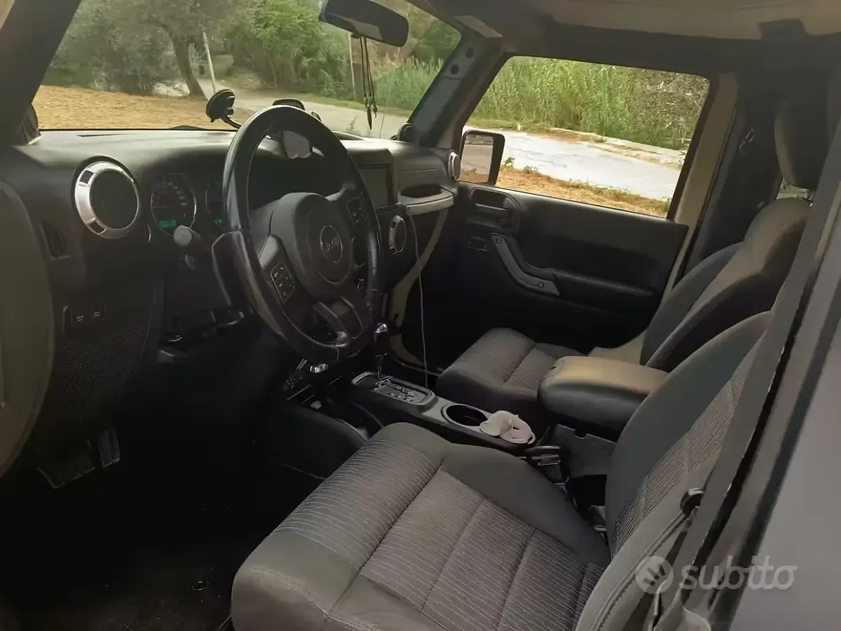 Occasion Jeep Wrangler Rubicon 177 ch (130 kW) 2012 SUV