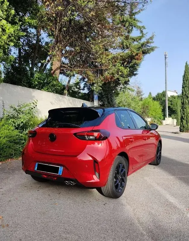 Usata Opel Corsa GS Line 131 CV (96 kW) 2023 Rosso Utilitaria