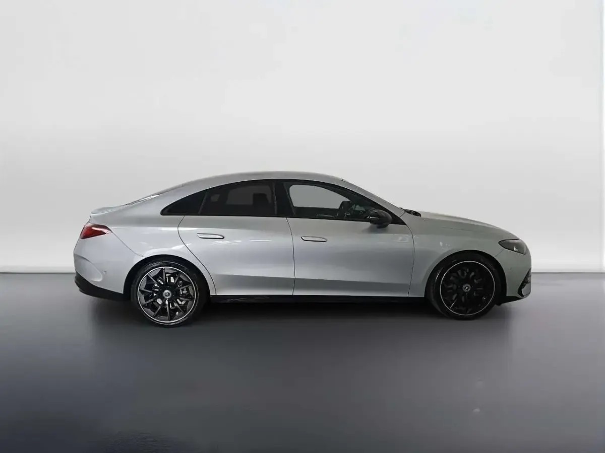 Nuova Mercedes CLA200 196 CV (144 kW) 2026 Argento hightech