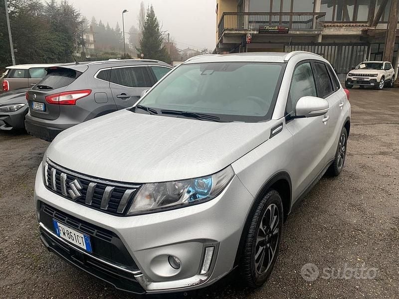 Usata Suzuki Vitara 140 CV (102 kW) 2019 Grigio SUV