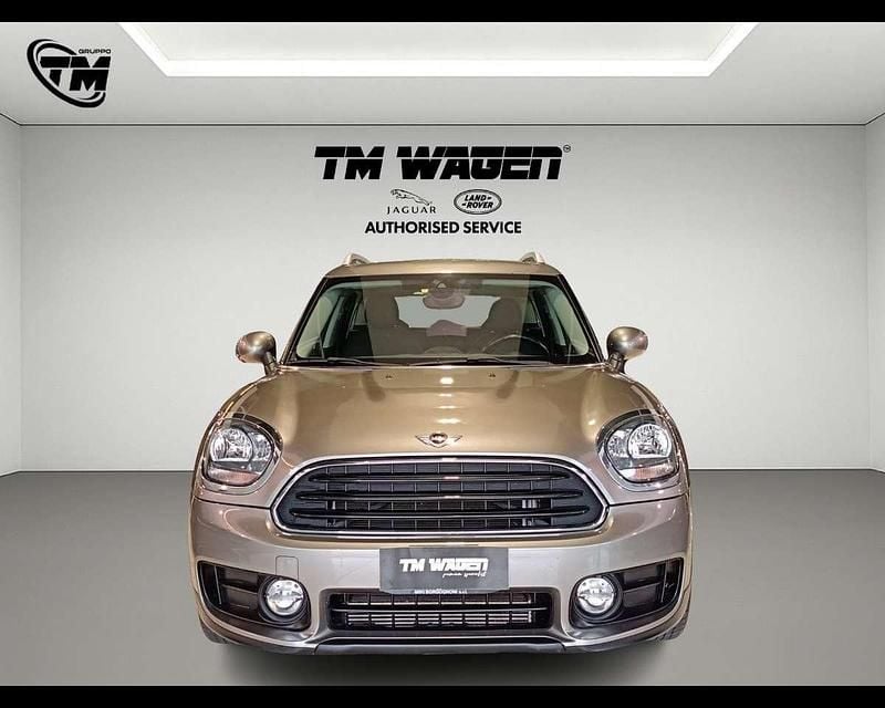 Usata Mini One Countryman 102 CV (75 kW) 2018 Argento SUV