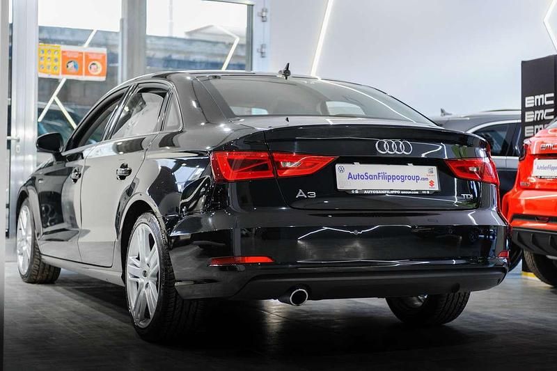 Usata Audi A3 Ambition 110 CV (80 kW) 2015 Nero perla met. Berlina