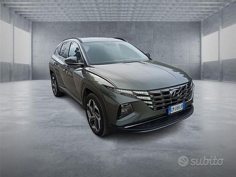 Usata Hyundai Tucson 179 CV (131 kW) 2023 Grigio SUV