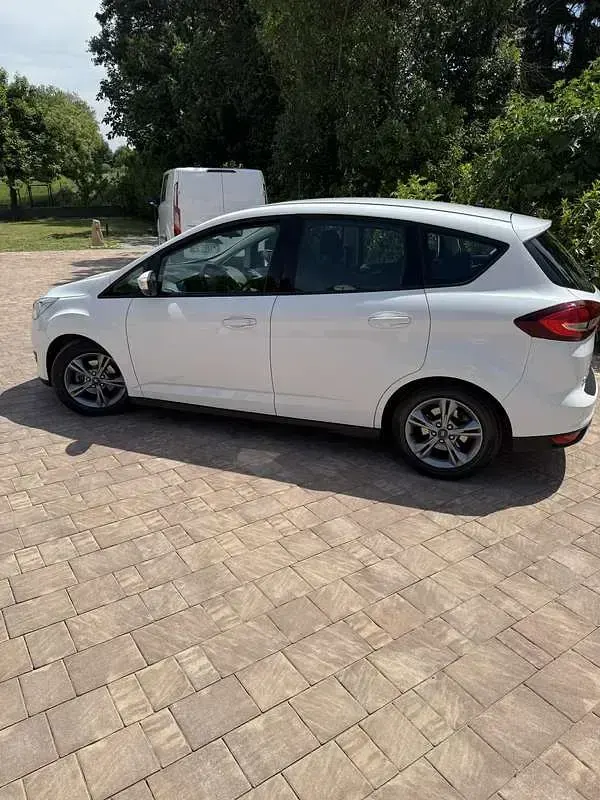 Usata Ford C-MAX Titanium S 120 CV (88 kW) 2017 Monovolume