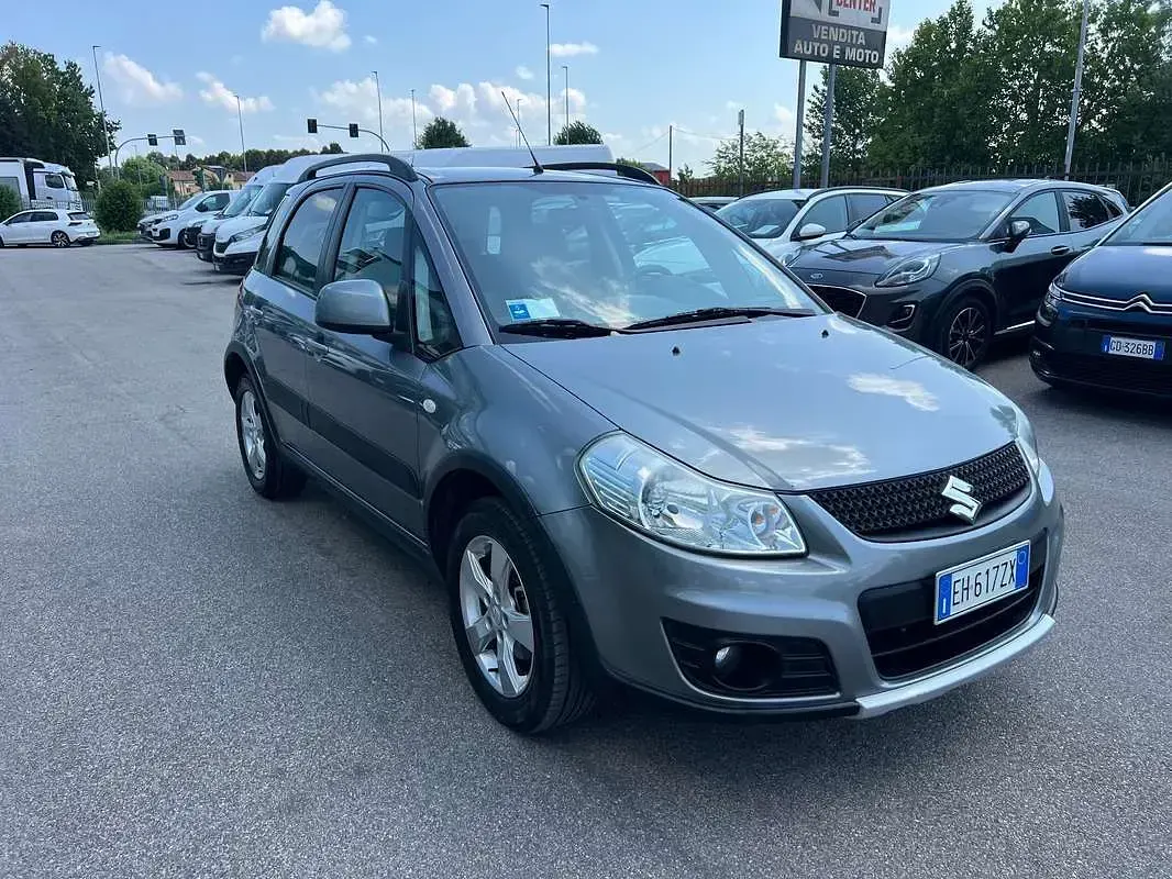 Usata Suzuki SX4 GLX 120 CV (88 kW) 2011 SUV
