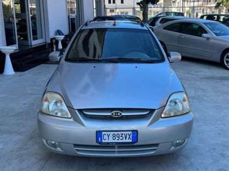 Grigio Usata 2006 Kia Rio Station wagon | 1450 € - Immagine 1/4