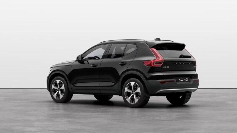 Usata Volvo XC40 Core 163 CV (119 kW) 2023 Nero SUV
