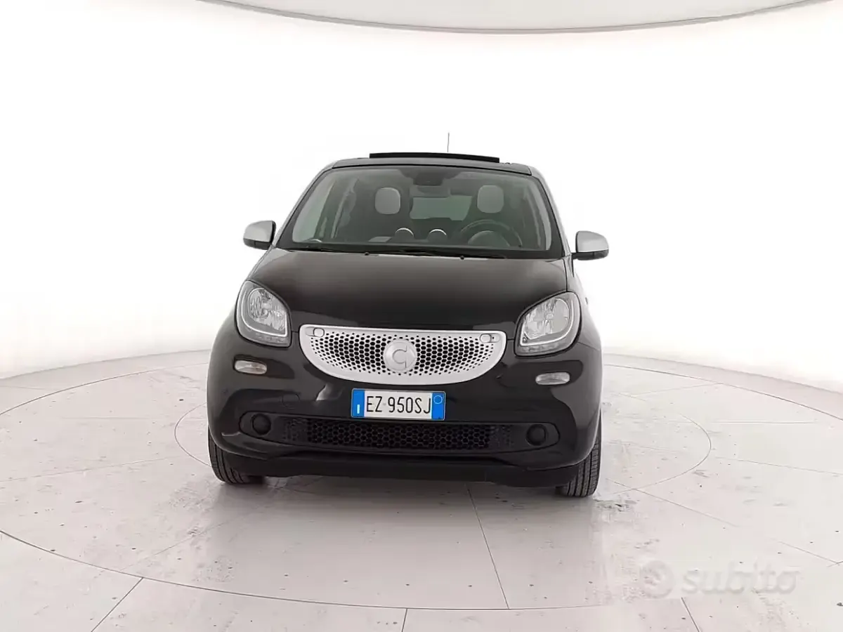 Usata Smart ForFour Passion 71 CV (52 kW) 2015 Nero Utilitaria