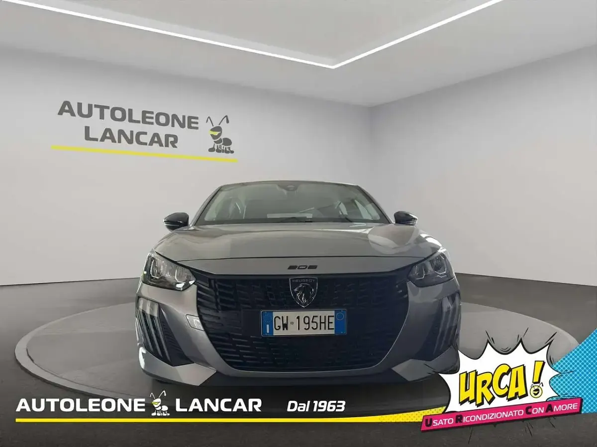 Usata Peugeot 208 Style 75 CV (55 kW) 2024 Grigio Utilitaria