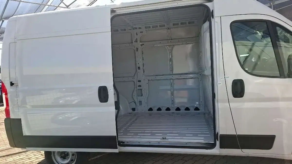 Nuova Peugeot Boxer S 120 CV (88 kW) 2026 Antracite Furgone